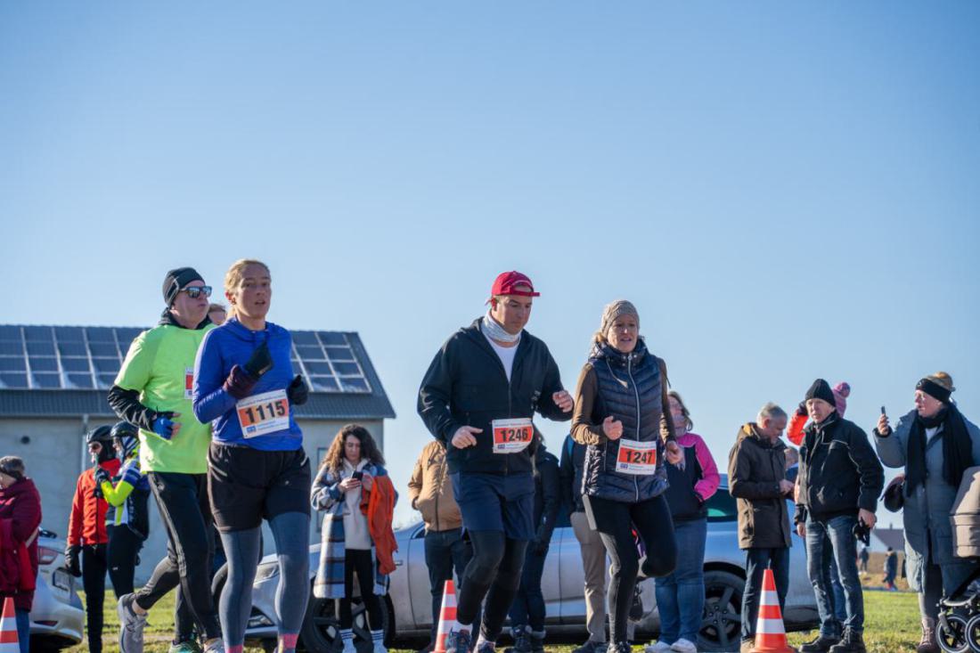 2024-12-31-PeppiPics-Silvesterlauf-2024-5MB-388