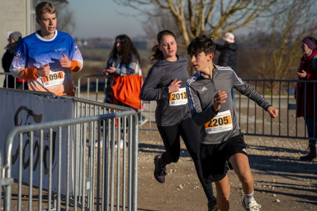 2024-12-31-PeppiPics-Silvesterlauf-2024-5MB-570