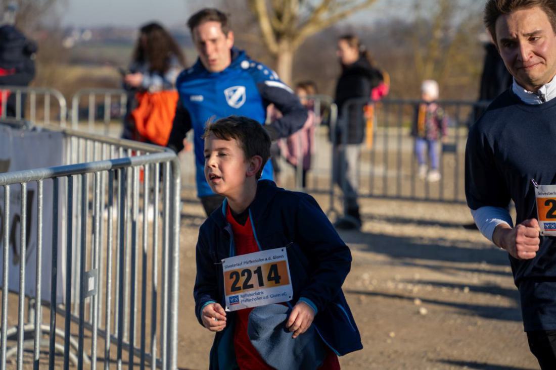 2024-12-31-PeppiPics-Silvesterlauf-2024-5MB-593