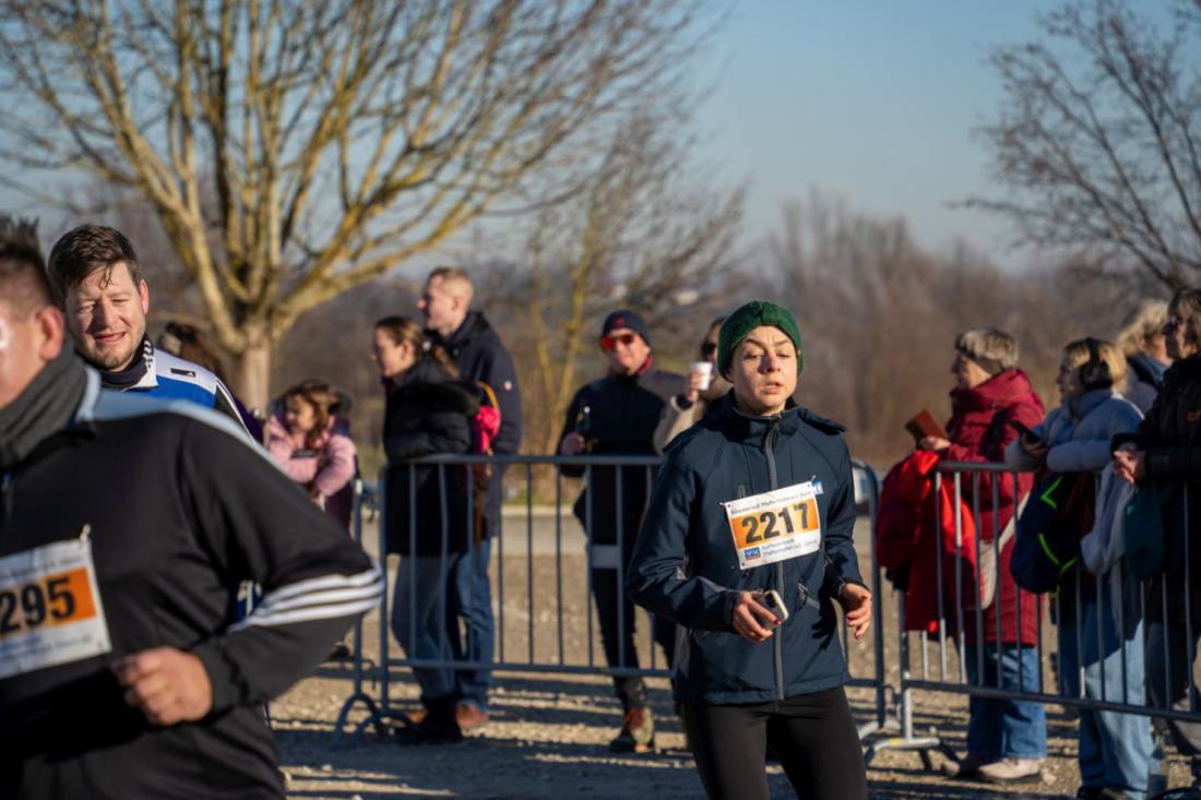 2024-12-31-PeppiPics-Silvesterlauf-2024-5MB-678